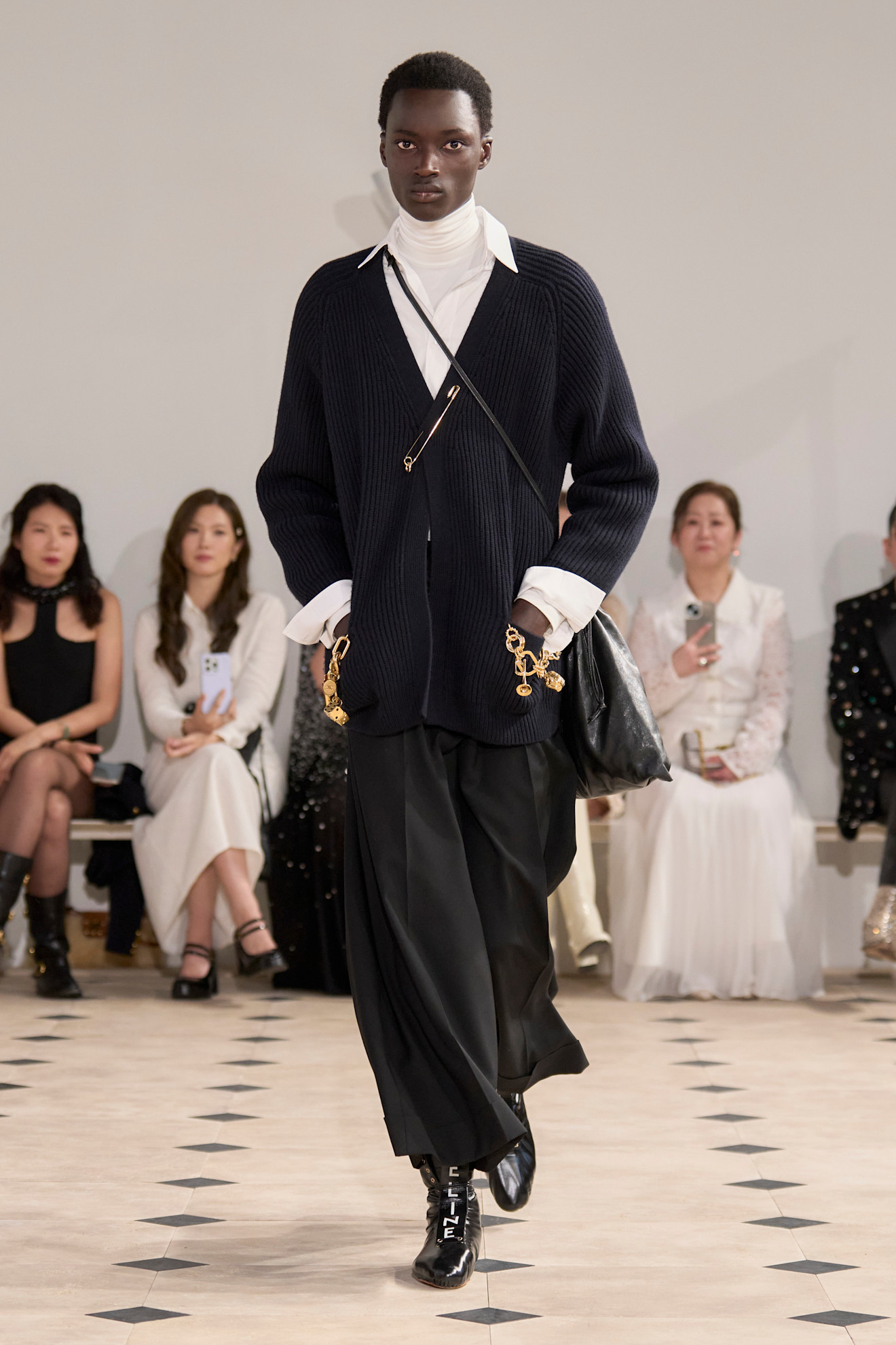 quiet-luxury-brands-305018-1674242433231-main