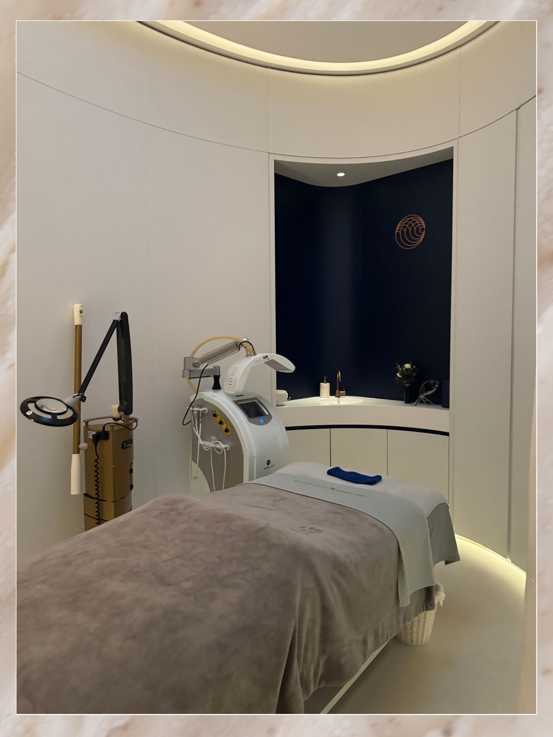 The Augustinus Bader spa treatment room