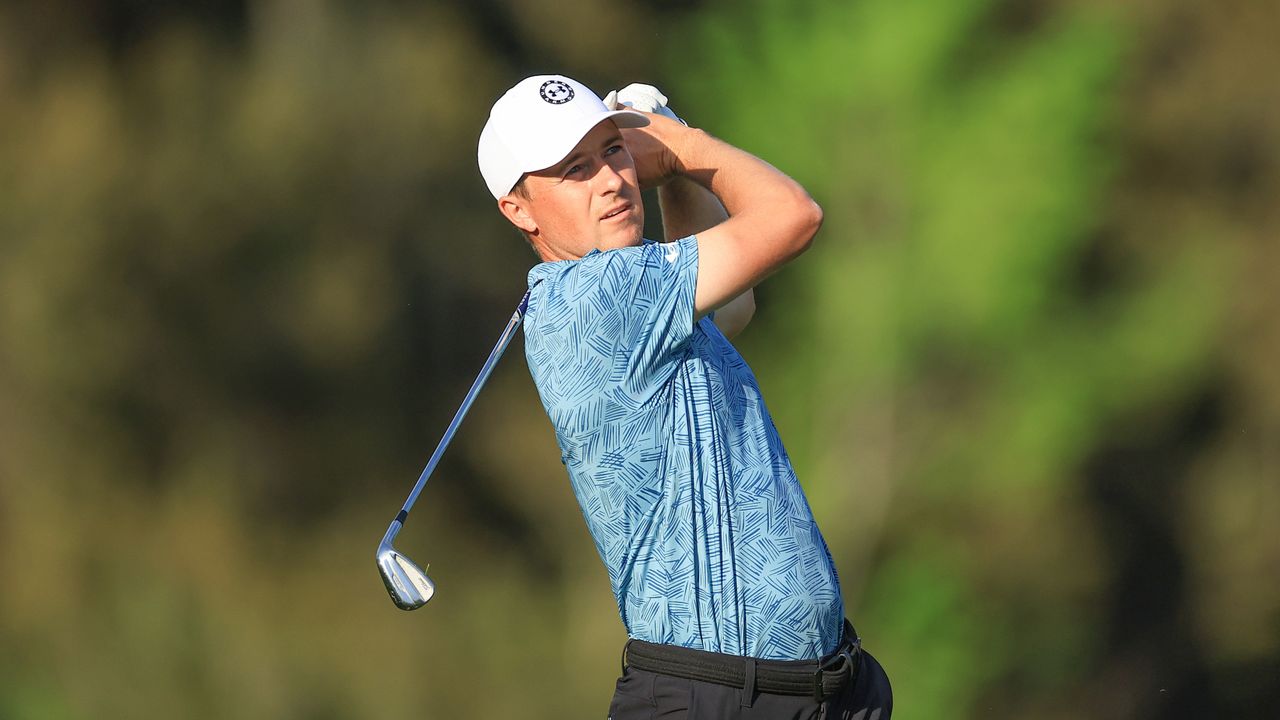 Jordan Spieth plays second shot on 14th hole during the Players Championship.