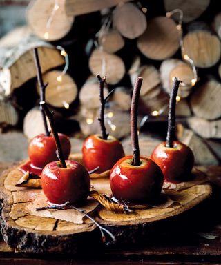 Halloween party ideas toffee apples