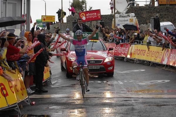 Damiano Cunego (Lampre-NGC) wins the stage