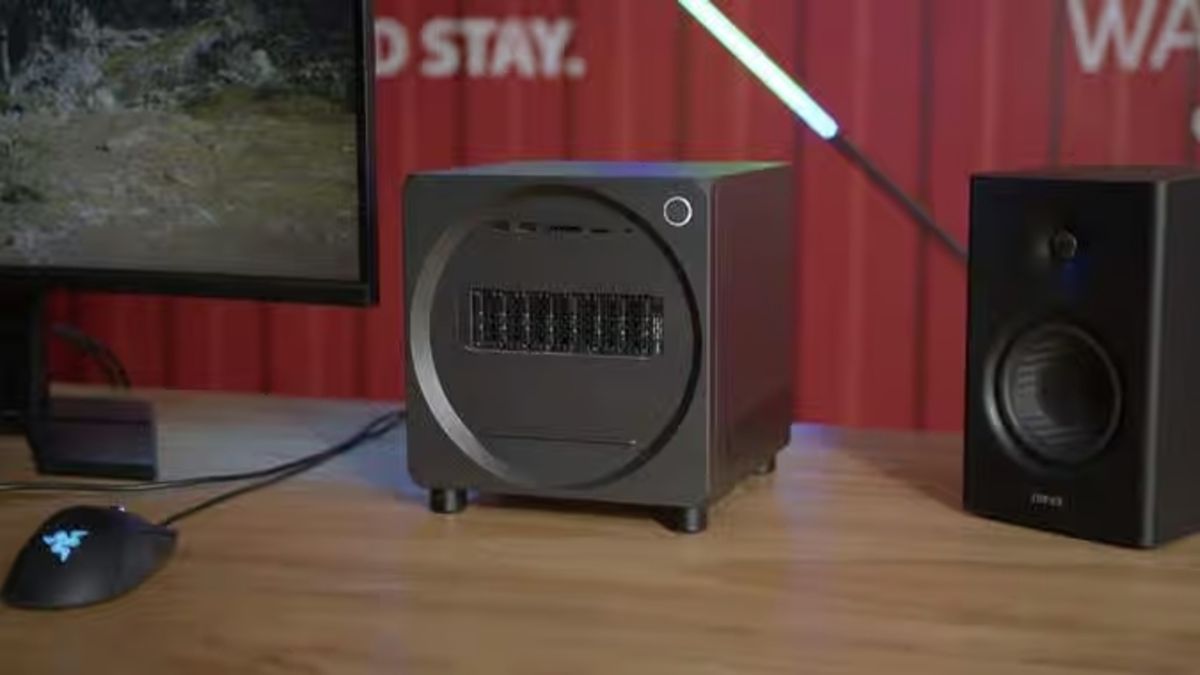A cautionary tale: hundreds of backers may have lost a total of more than $170,000 backing an 8-SSD subwoofer-like NAS mini PC project on a crowdfunding site
