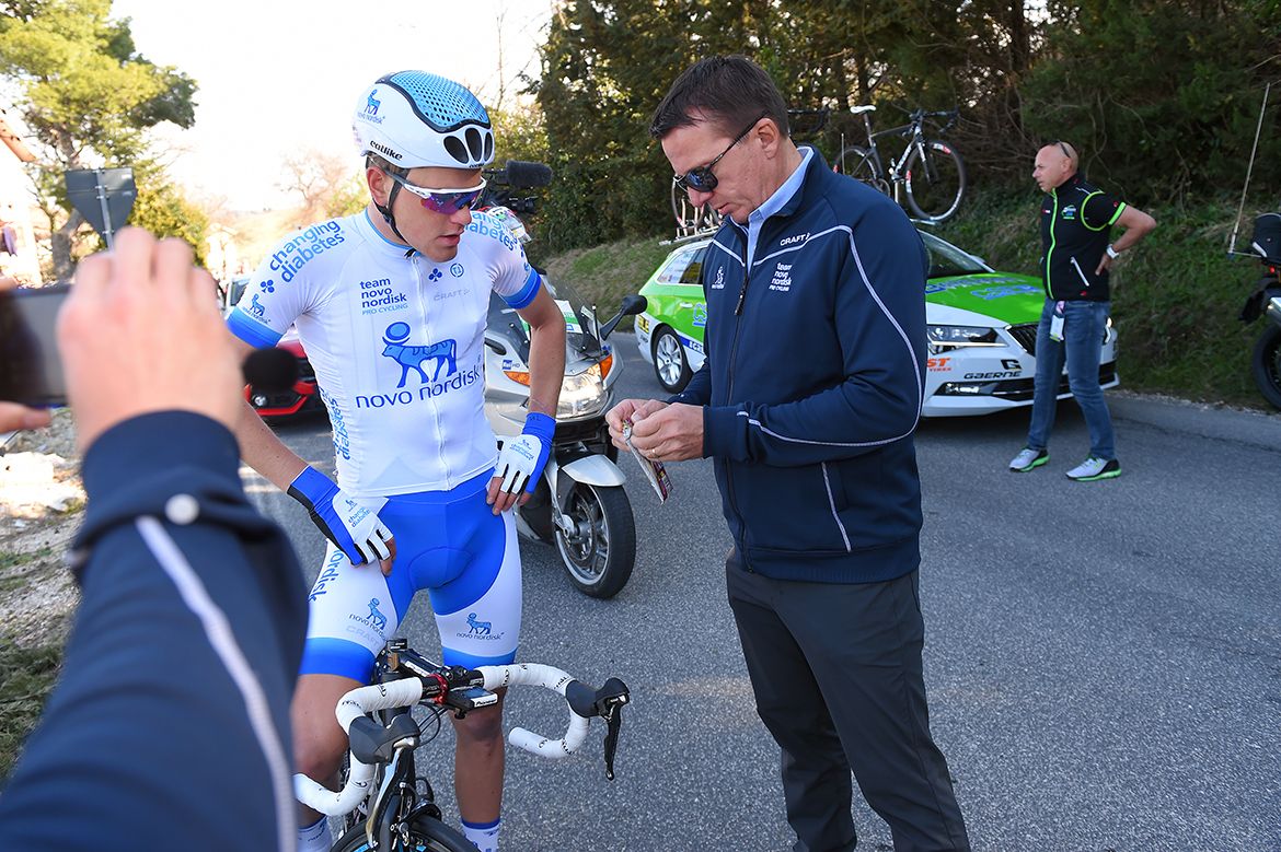 Joonas Henttala (Novo Nordisk) takes time to refuel while stopped