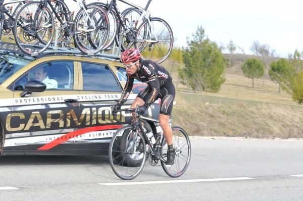 Colombian Diego Tamayo Martinez (Carmiooro NGC) chases back on after a trip to the team car