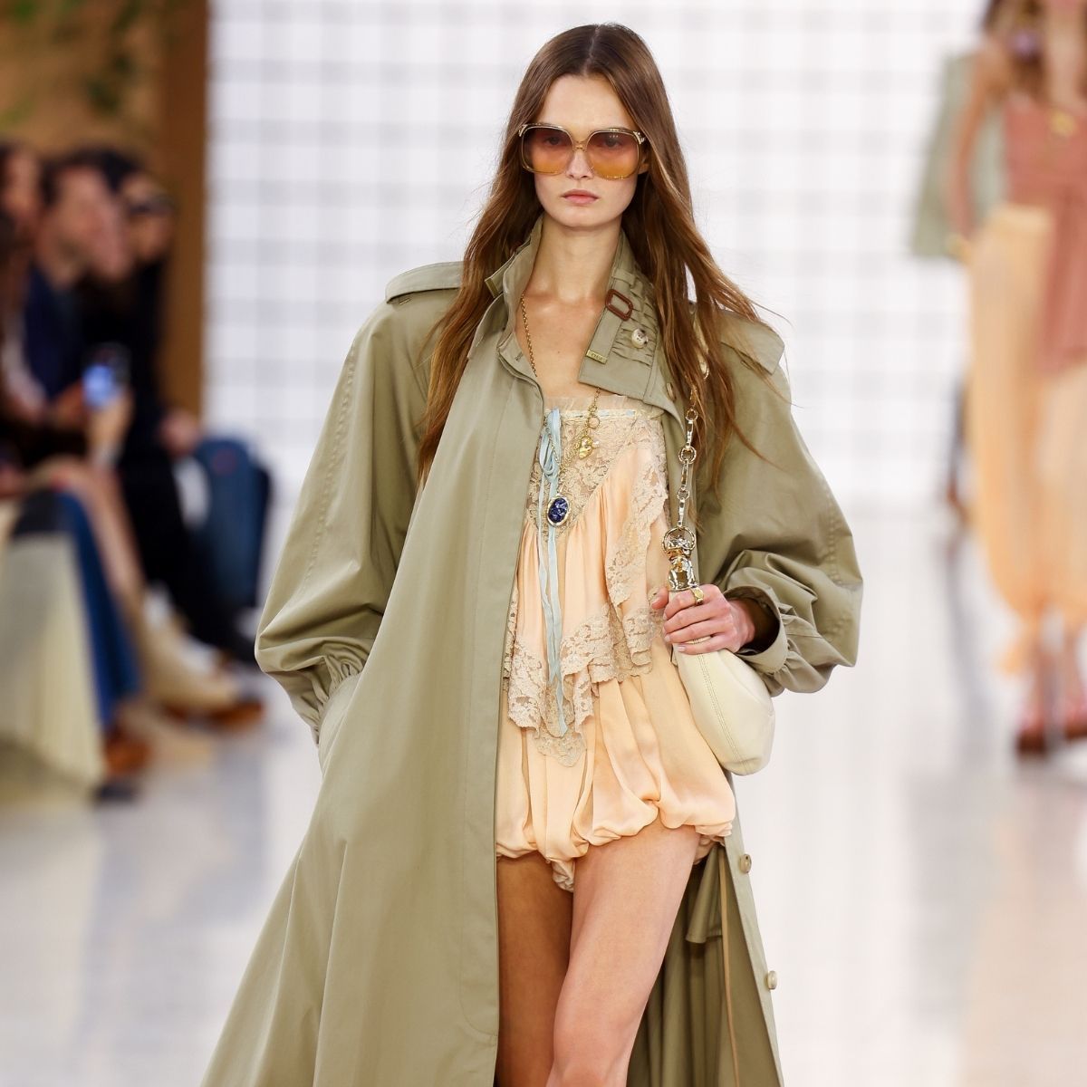 An image of Chlo&eacute;'s spring/summer 2026 runway. 