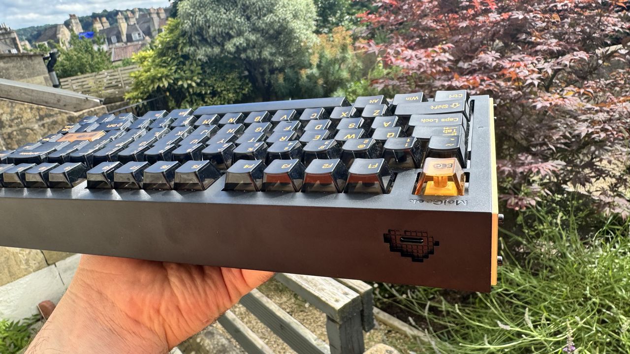 Melgeek Real 81 gaming keyboard outside