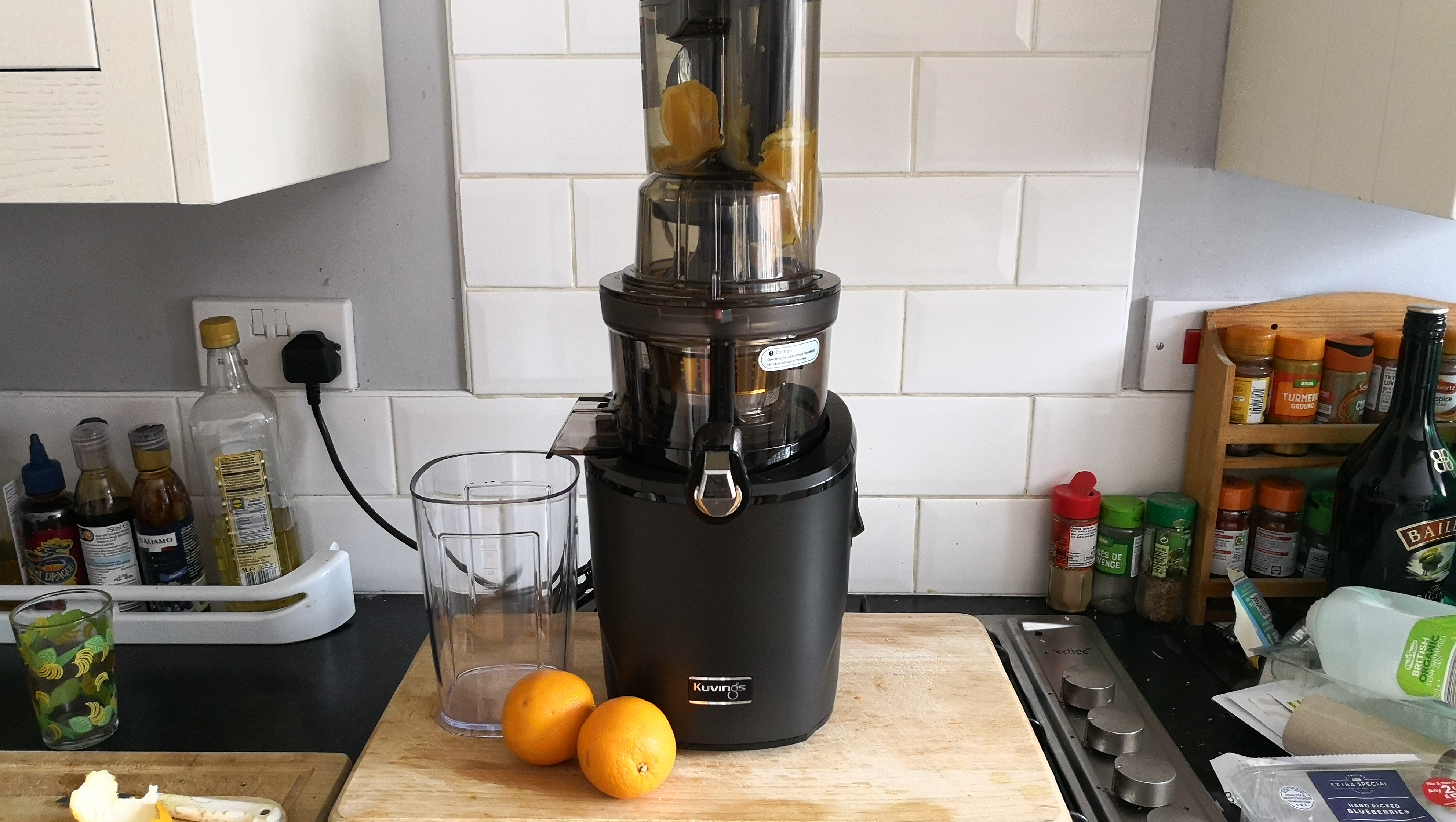 Kuvings REVO830 Cold Press Juicer / Matte Silver
