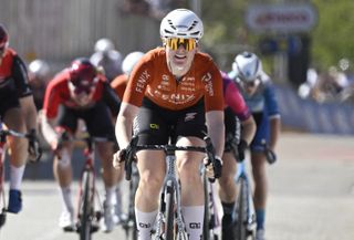 Charlotte Kool sprints to third victory of year at Veenendaal-Veenendaal Women