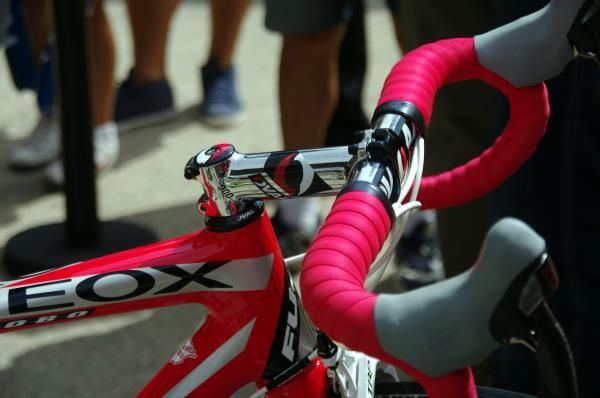 Juan Jose Cobo's Fuji was painted red for his Vuelta win