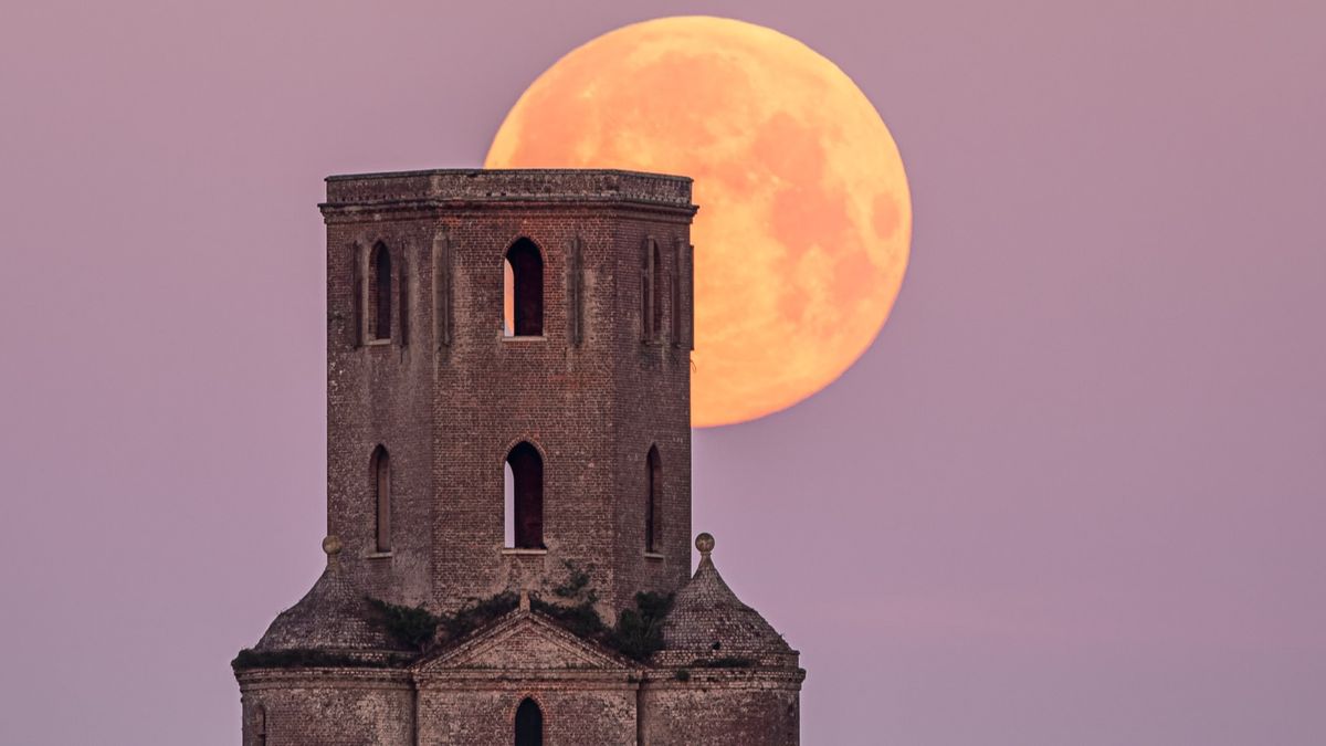 Strawberry supermoon of June rises on Tuesday. Here’s what to expect.