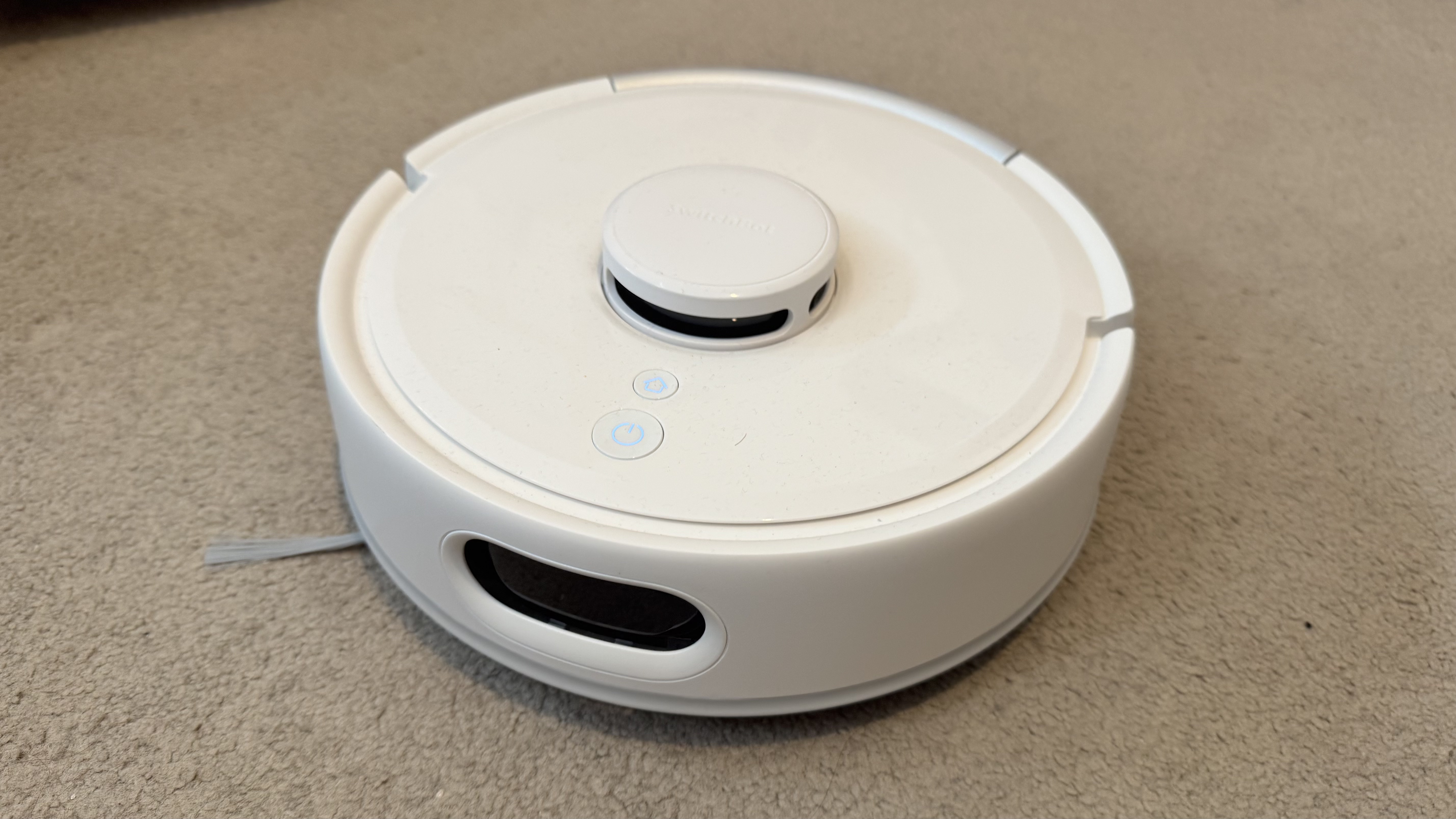 The SwitchBot K10+ Pro Combo vacuum