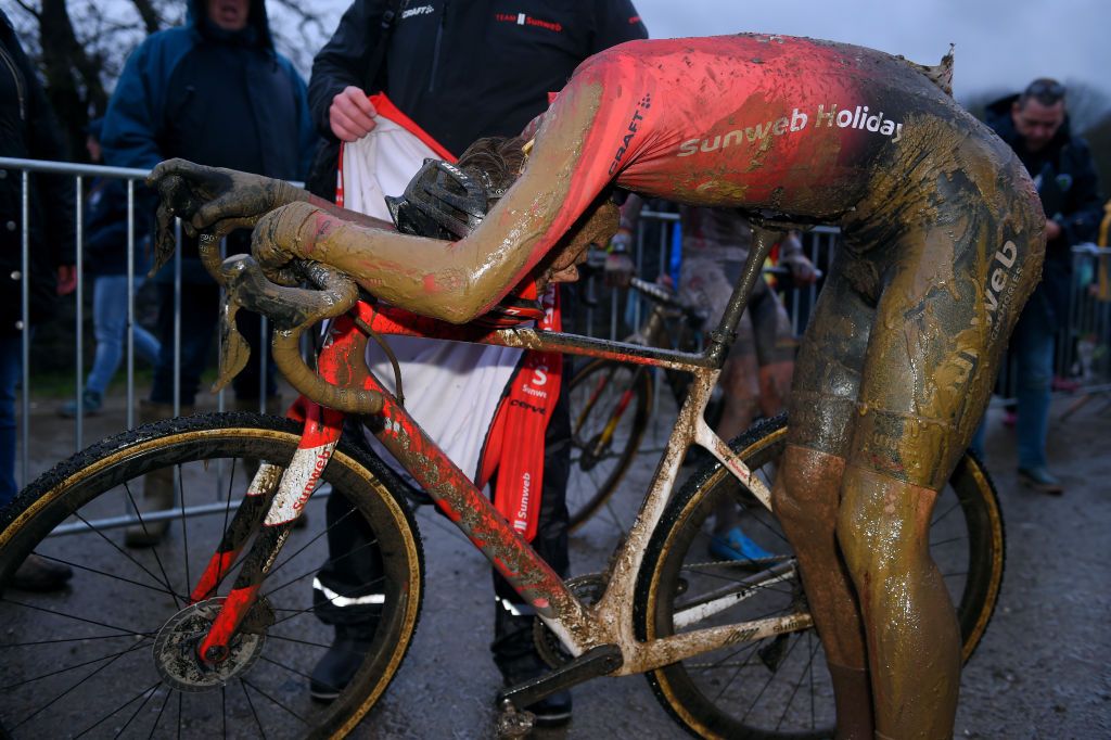 NAMUR BELGIUM DECEMBER 22 Arrival Joris Nieuwenhuis of The Netherlands and Team Sunweb Mud during the 11th Namur World Cup 2019 UCICX TelenetUCICXWC on December 22 2019 in Namur Belgium Photo by Luc ClaessenGetty Images