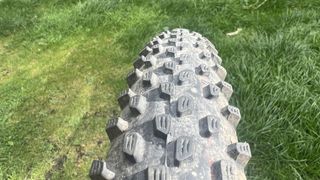 Schwalbe Racing Ray tread details