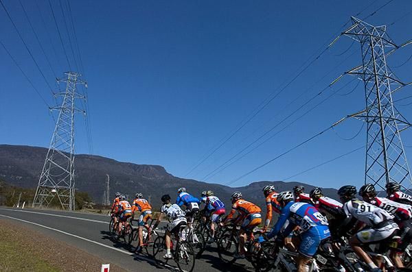 The peloton power their way up the lower slopes on the climb at Poatina.
