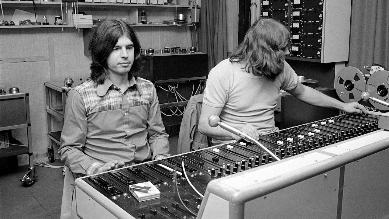 Photo of Tony VISCONTI; with engineer Freddy Hansson,