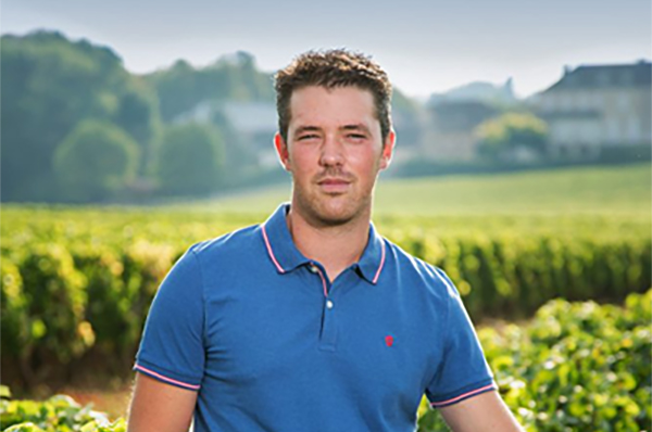 Vincent-Chartron.-Credit-Domaine-Vincent-et-Jean-Pierre-Charton..jpg