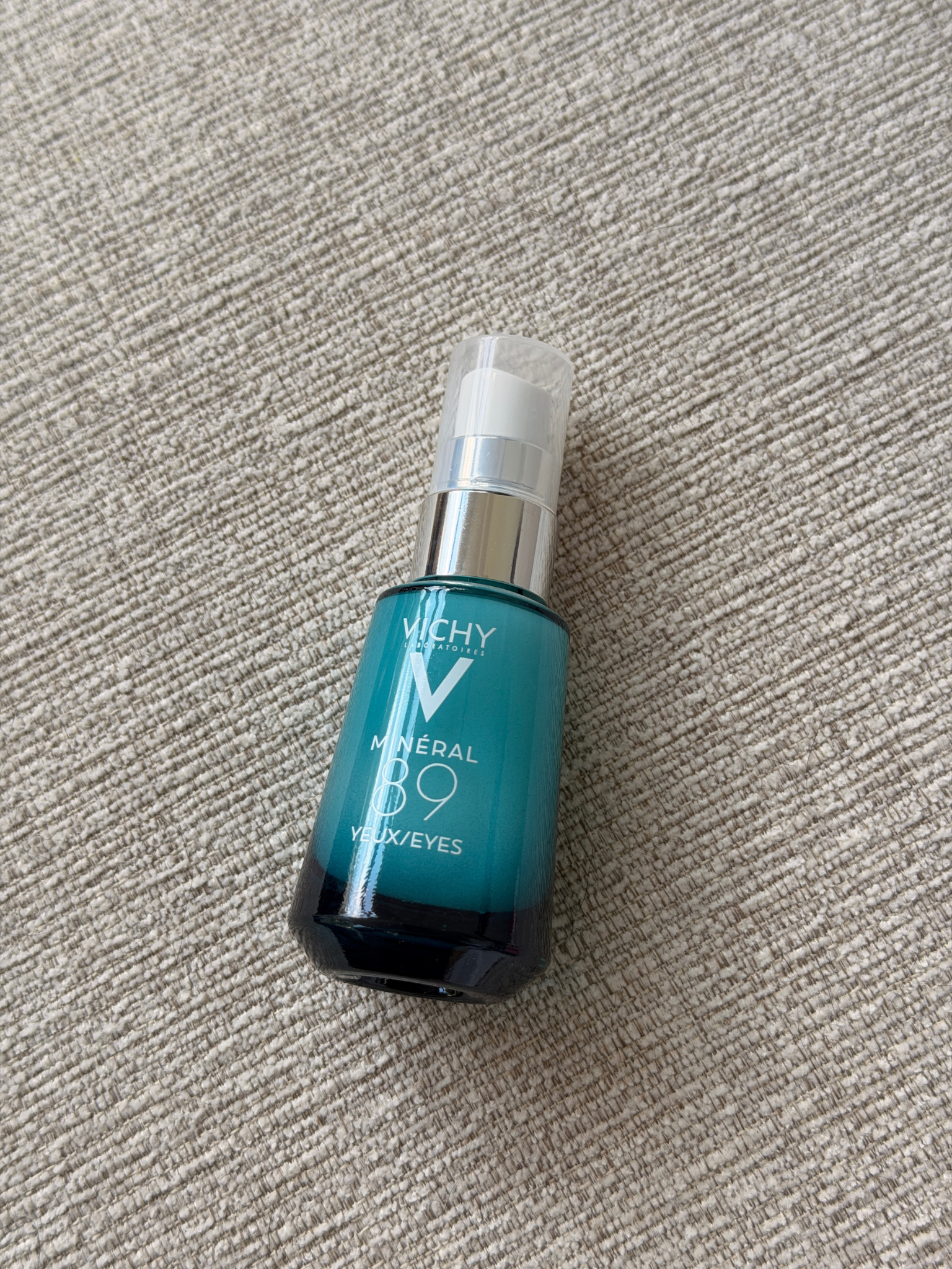 A bottle of Vichy's eye serum