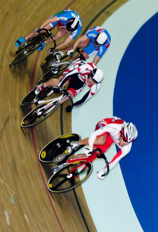 Keirin Repechage action