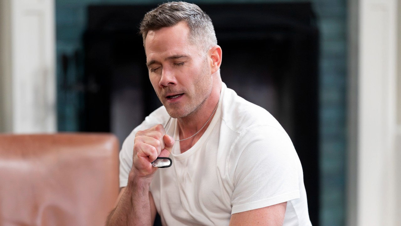 Uncle Sam performing a scene from Top Gun