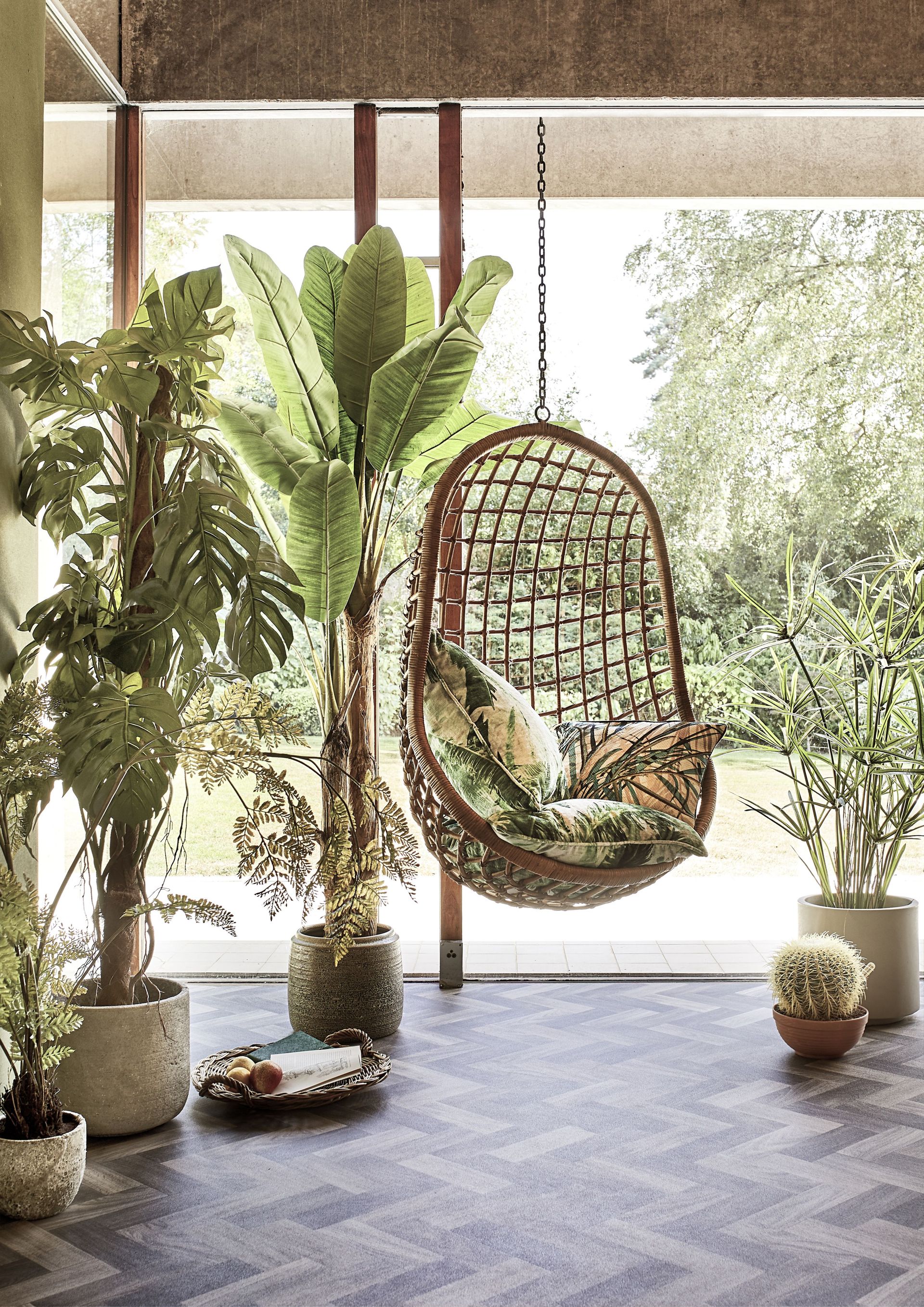16 stylish sunroom flooring ideas that are hardwearing too | Real Homes
