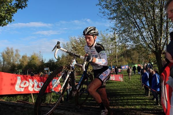 Marcel Meisen (BKCP-Powerplus) alone in the lead.