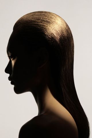 woman wearing zara hair glitter