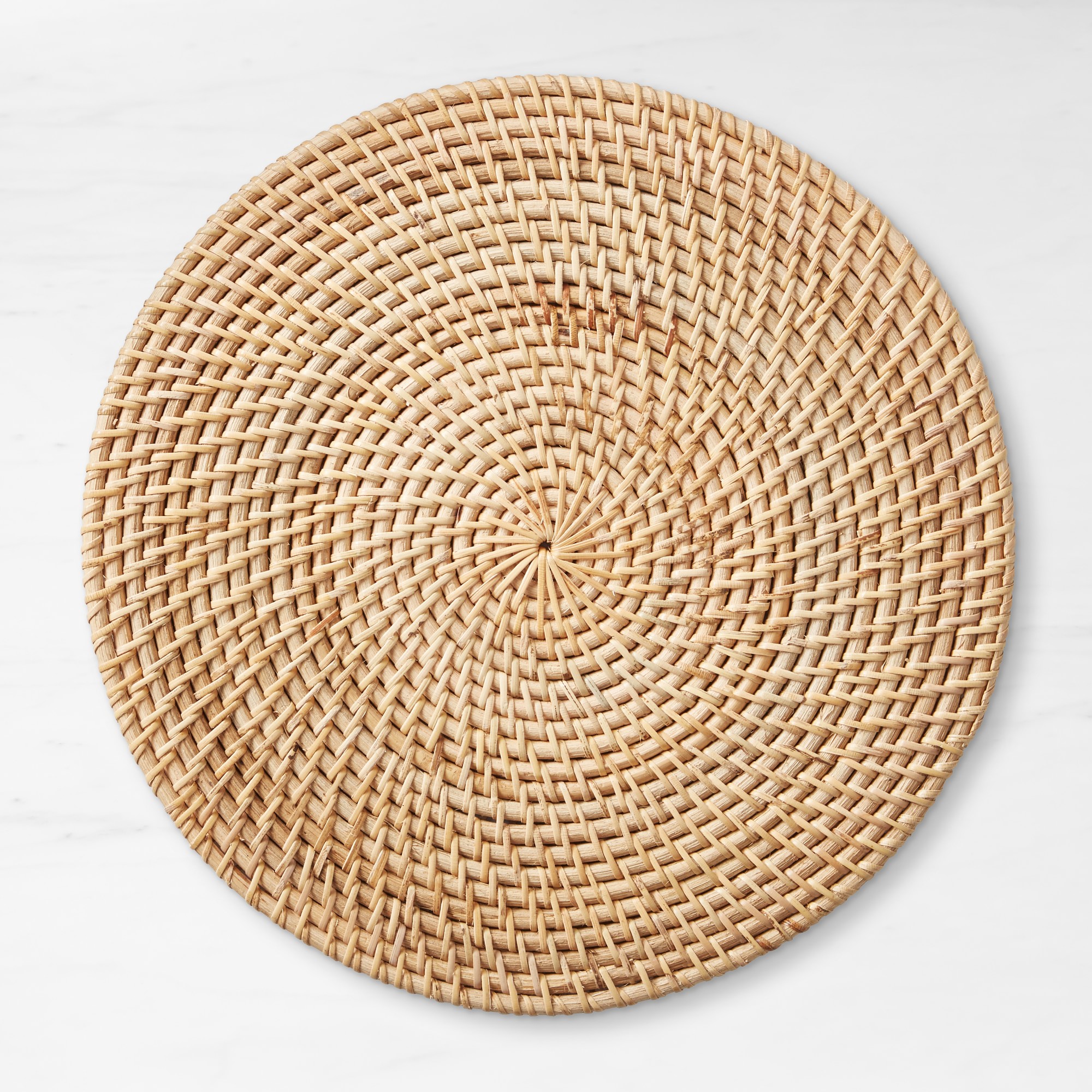 Round rattan place mat