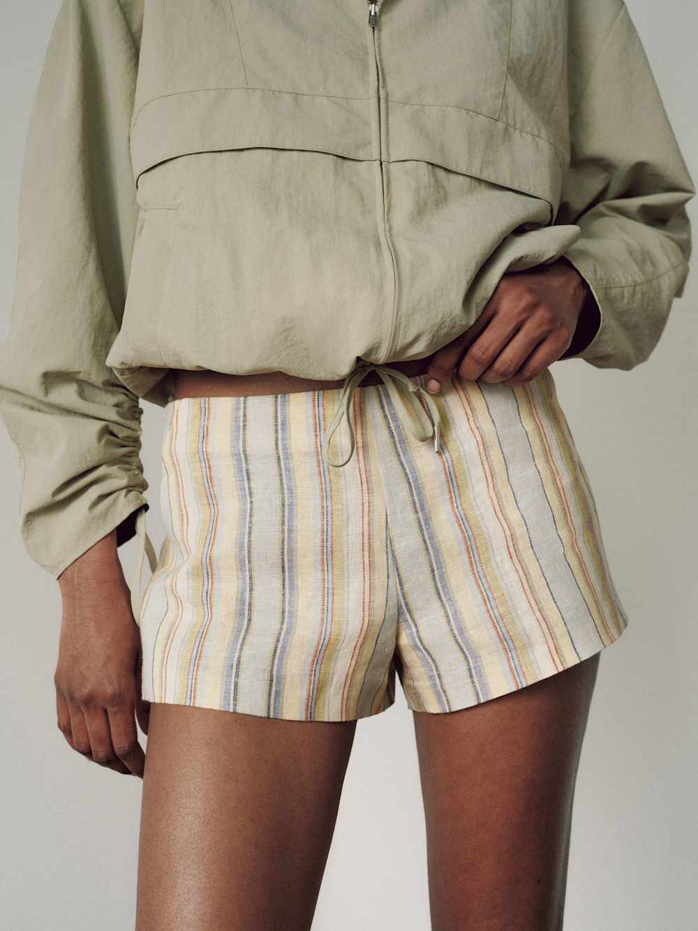 June Low Rise Linen Short