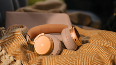 Bang & Olufsen Beoplay H100