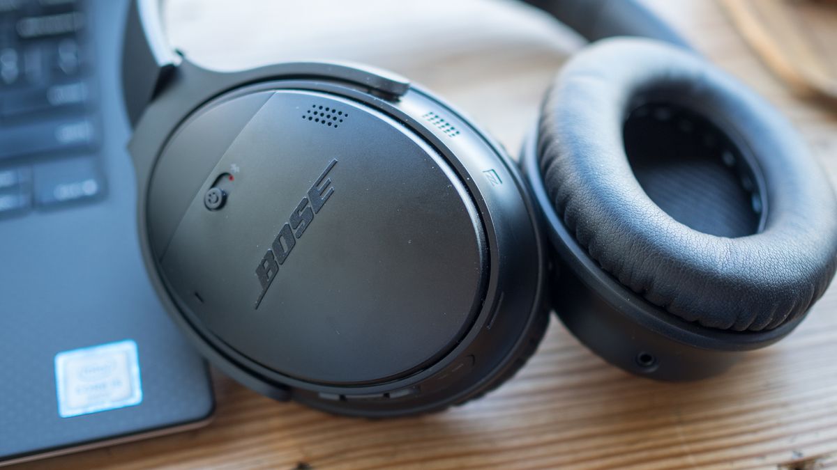 Out of date shutter completely Bose QuietComfort 35 II | TechRadar