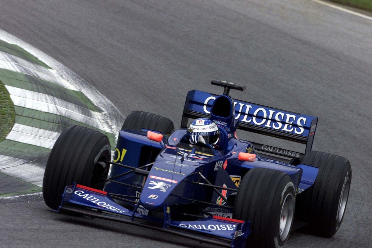 WIN! Once-in-a-lifetime chance to ride an F1 car in St Tropez, courtesy of Fitzdares