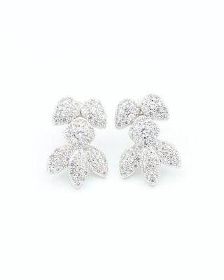 Meghan Markle Snowflake Earrings