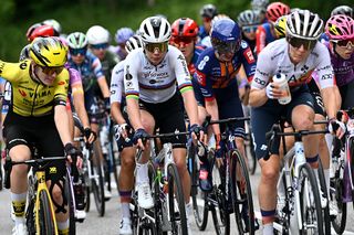 Lotte Kopecky suffers from back pain, Anna van der Breggen 'not super' as SD Worx-Protime miss the GC mark in Giro d'Italia Women