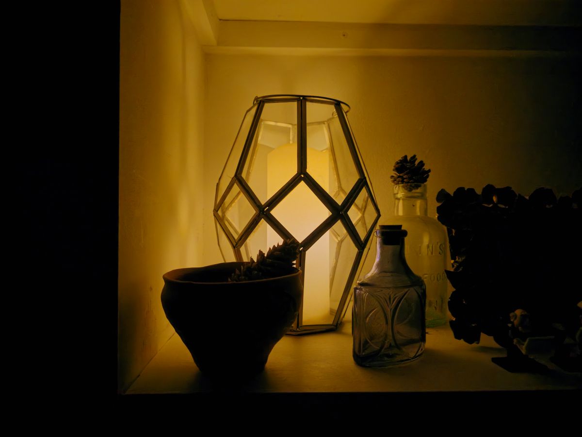 Samsung Galaxy S23 Ultra camera sample low light candle