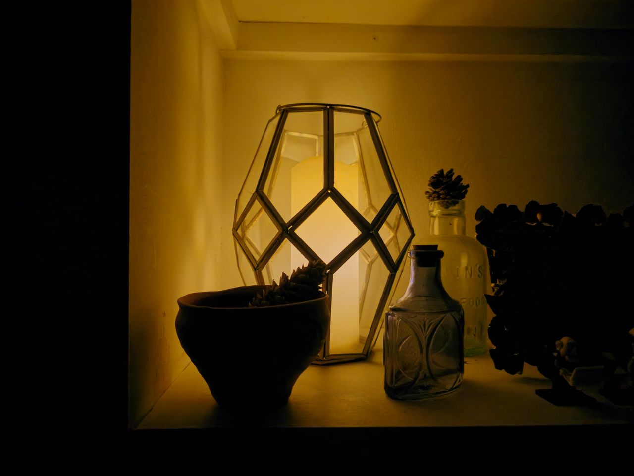 Samsung Galaxy S23 Ultra camera sample low light candle