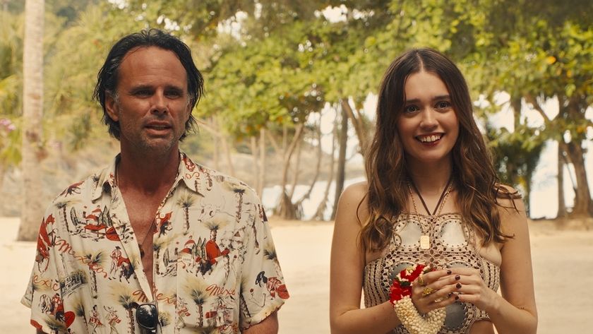 Walton Goggins and Aimee Lou Wood showing up to The White Lotus in Season 3 Episode 1