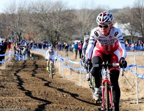 Sue Butler (River City Bicycles) riding in fourth postion on lap two