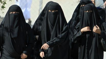 SAudi Arabia women, niqab