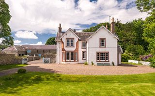 country houses for sale within easy commuting distance of edinburgh