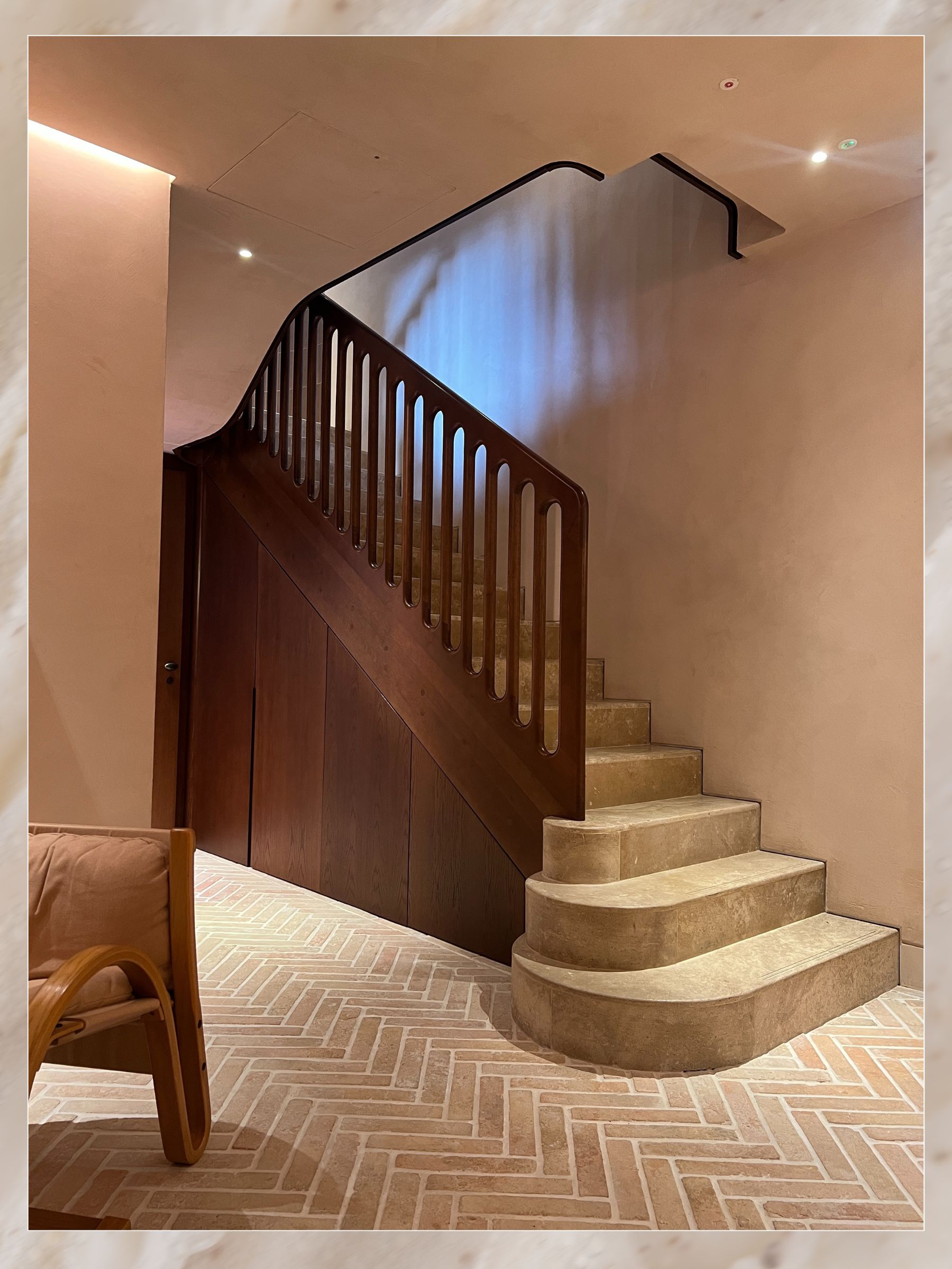 The Omorovicza treatment space