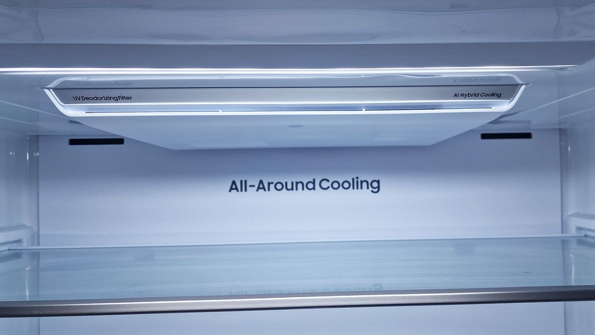 Samsung Bespoke 23 cu. ft. Counter Depth 4-Door French Door Refrigerator with AI Hybrid Cooling &amp; Beverage Center&trade; in Stainless Steel