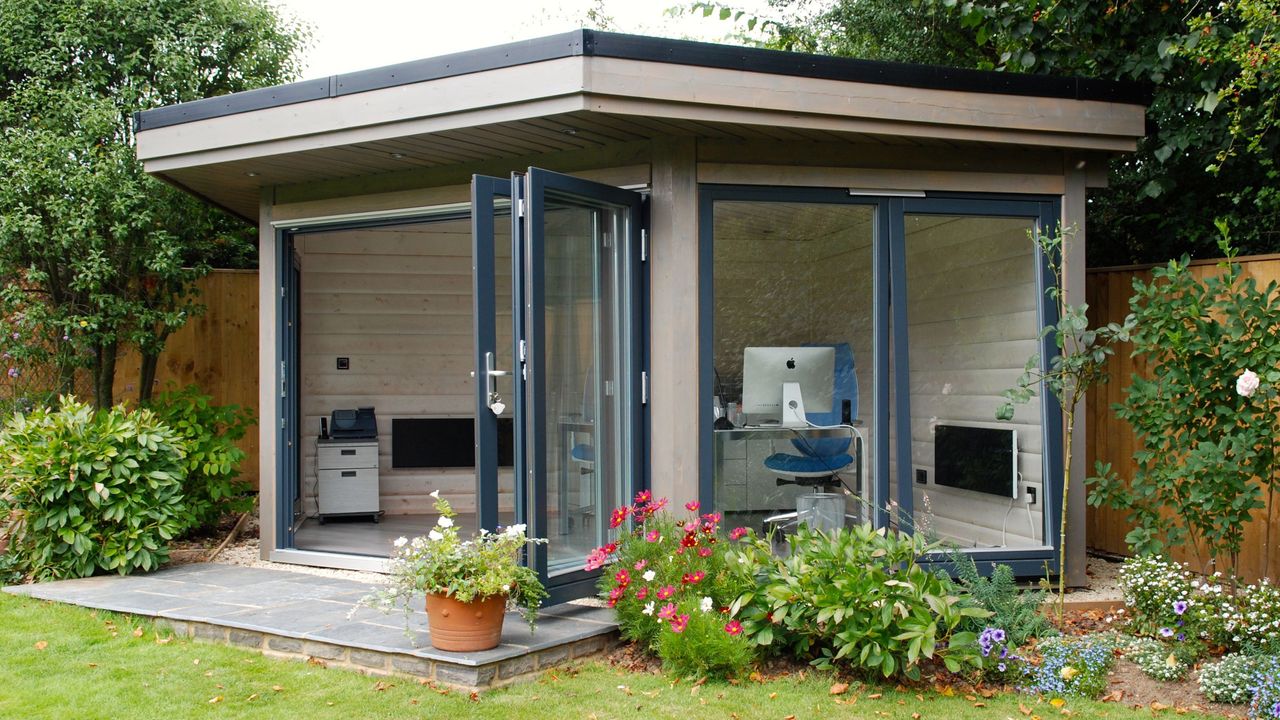 modular garden office room