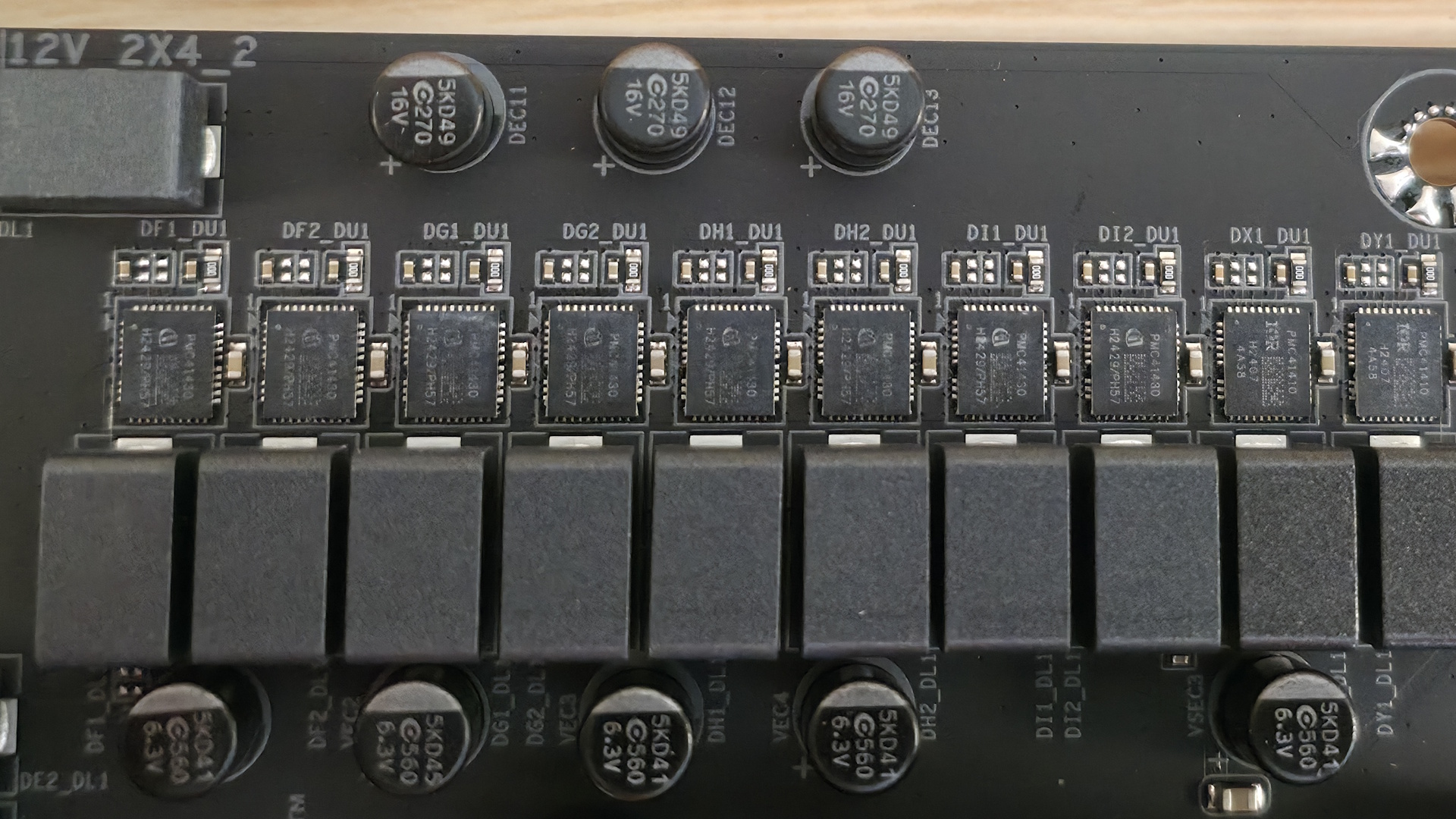 Gigabyte X870E Aorus Xtreme AI Top - IC's