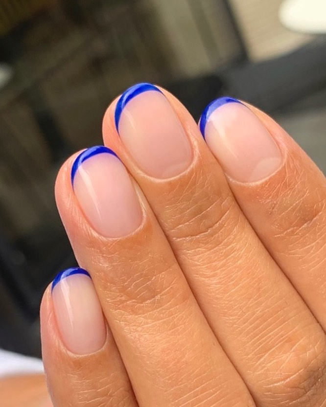 @raelondonnails blue micro French tip manicure