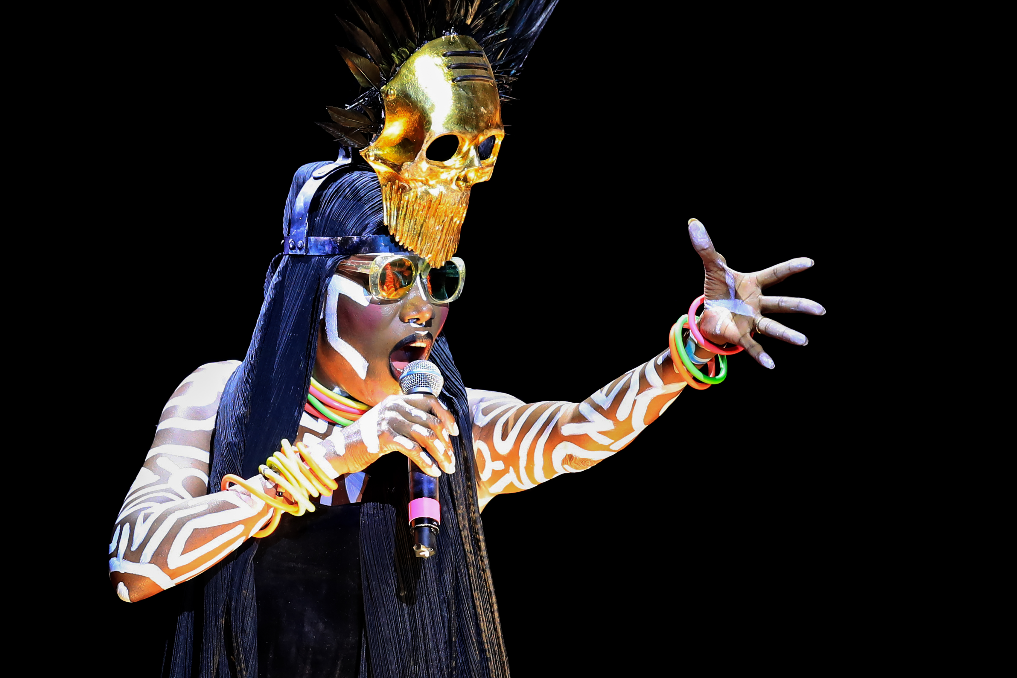 Grace Jones peforming on stage