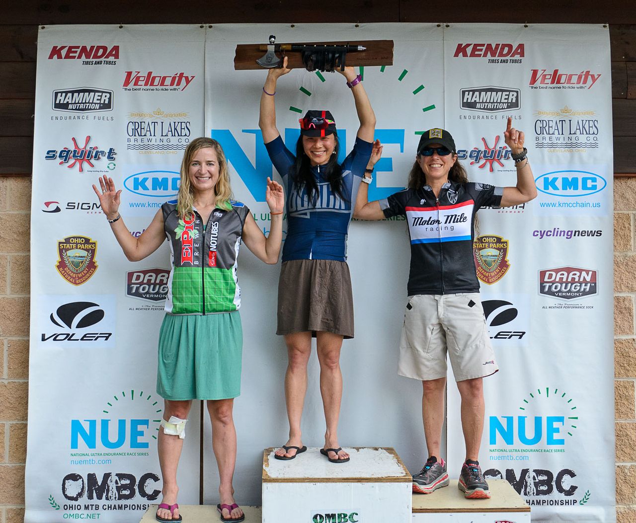 100 mile women's podium