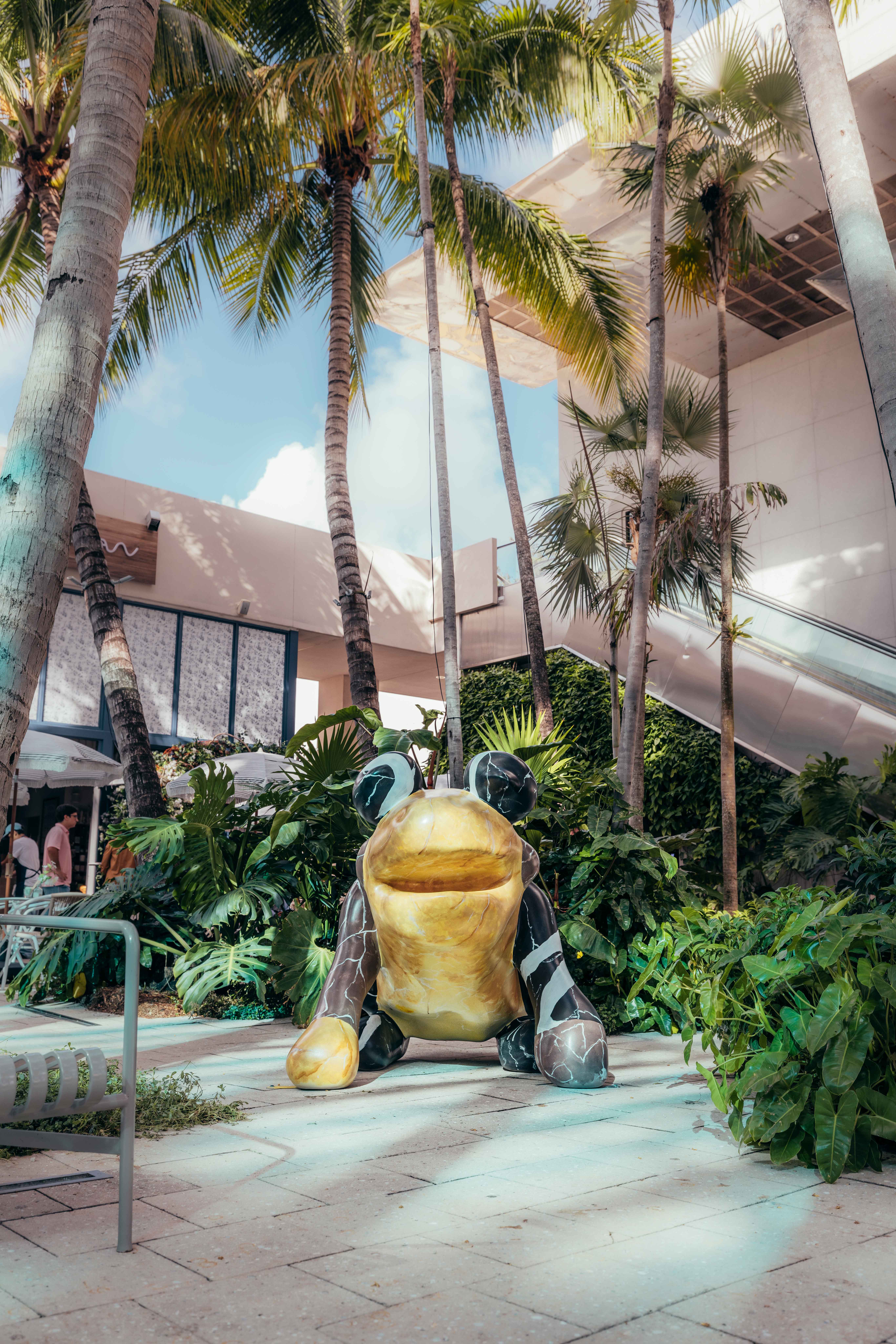 Katie Stout animals at miami design district