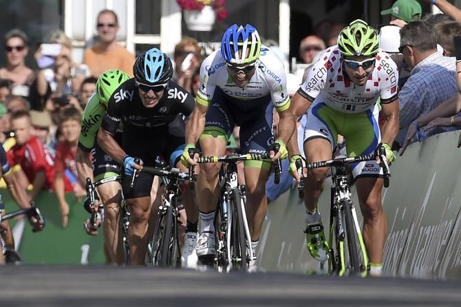 Sagan wins the gallop to the finish line to win the third stage at the Tour de Suisse