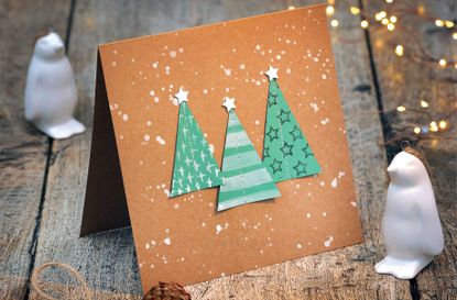 How to make a Christmas tree card