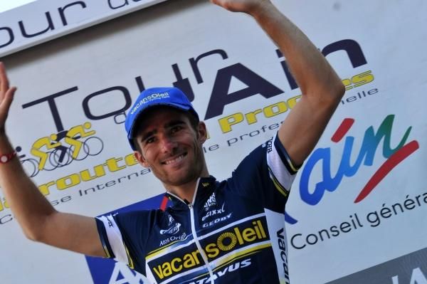 Romain Feillu (Vacansoleil) celebrates on the podium